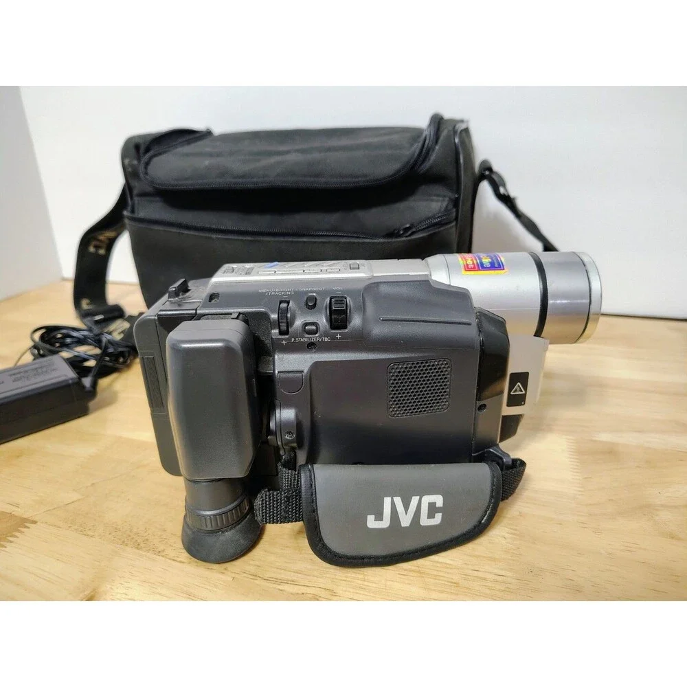 JVC Super VHS Camcorder Model GR-SXM540U 600x Digital Zoom s VHs C Non Working